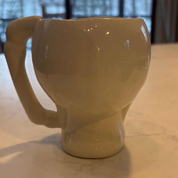 Skull Design Mug - Picture 2 of 6